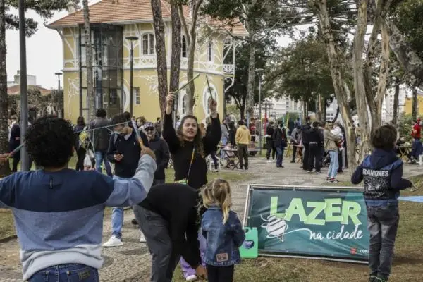 Fim de semana tem corrida de rua, lazer e diversão por toda Curitiba. Foto: Hully Paiva/SMCS