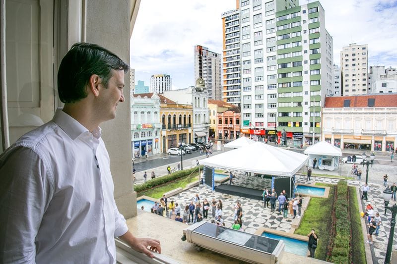 Prefeito Eduardo Pimentel assina decreto de criação da Comissão de Redesenvolvimento da Região Central. Curitiba, 06/02/2025. Foto: Pedro Ribas/SMCS