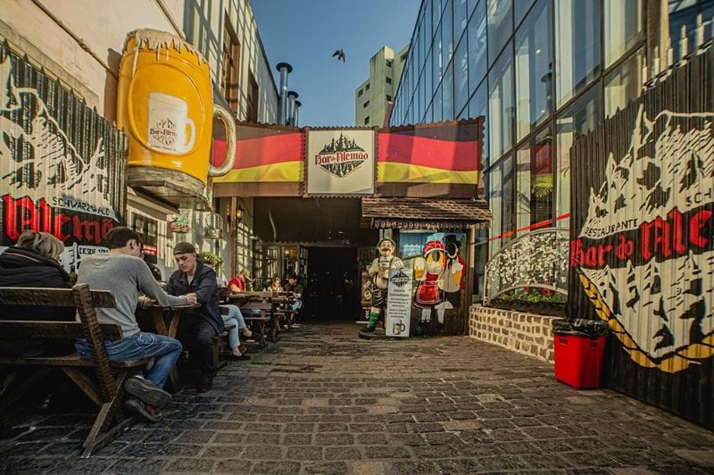 Bar no Largo da Ordem recebe o primeiro Business Round de 2025. Foto: Divulgação