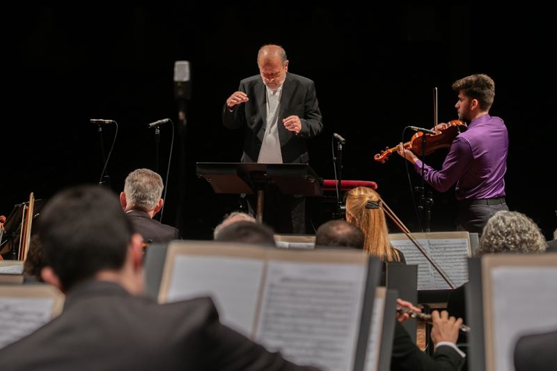 Fundação Cultural de Curitiba lamenta o falecimento do maestro Ricardo Kanji. Foto: Divulgação