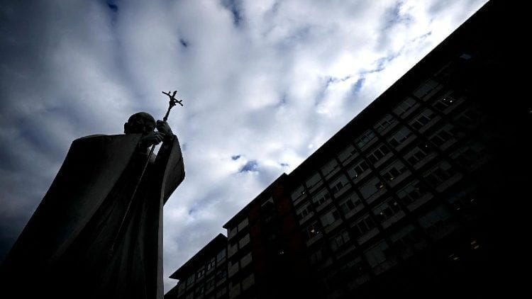 Papa Francisco: estado de saúde e tratamento hospitalar