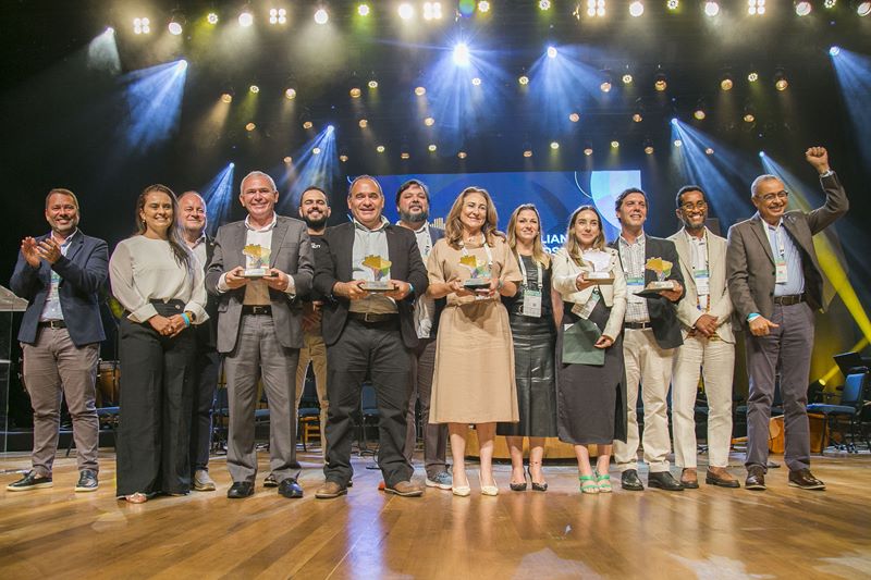 Vencedores e finalistas da cerimônia do Smart City Expo Curitiba Brazilian Awards 2024. Curitiba, 21/03/2024. Foto: Pedro Ribas/SMCS