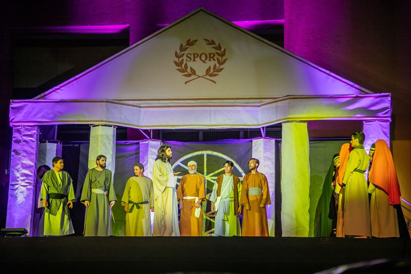 Espetáculos da Paixão de Cristo serão encenados nesta sexta-feira em seis bairros de Curitiba. Foto: Daniel Castellano / SECOM (arquivo)