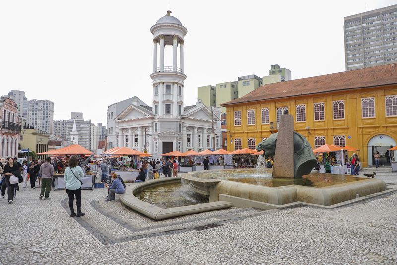 Novas barracas da Feira do Largo da Ordem. Curitiba, 27/04/2025. Foto: Hully Paiva/SECOM