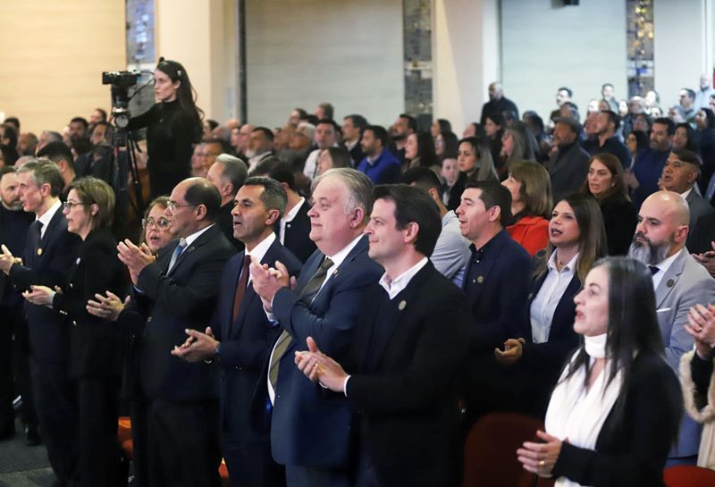 Eduardo Pimentel participa de celebração pelos 70 anos da Igreja do Evangelho Quadrangular no Paraná