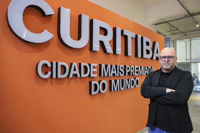 Startup residente no Worktiba ganha concurso com bengala inteligente para pessoas com deficiência visual