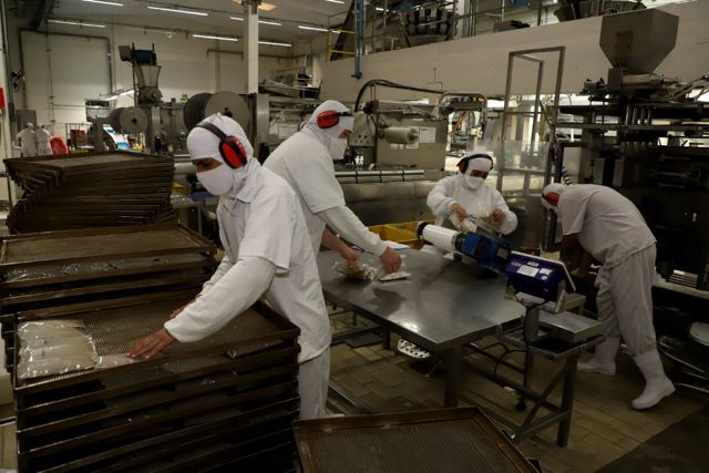 Paraná lidera o Brasil em empregos pelo Sine e coloca mais de 100 mil trabalhadores no mercado em 2025