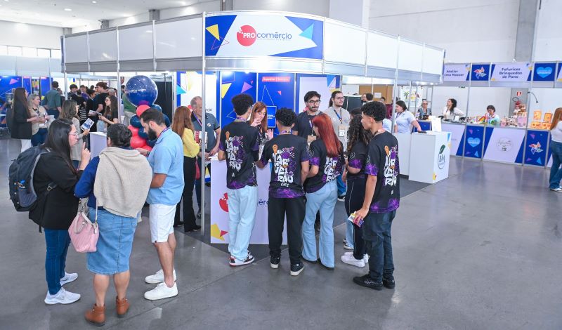 São 25 expositores na Feira do Empreendedor, em Curitiba. Foto: Inove Inove.
