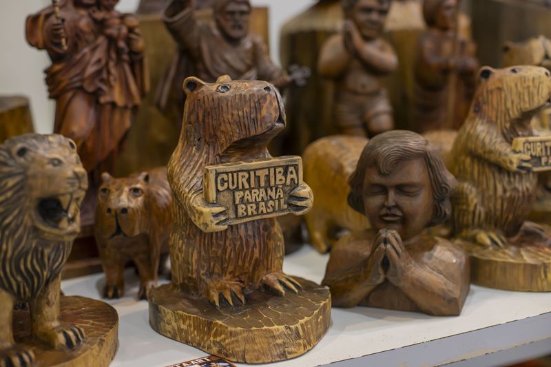 Artesãos de Curitiba conquistam espaço e mostram talento na Expo Índia