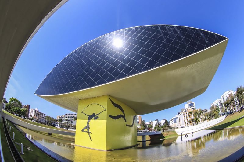 Música ao ar livre tem novos palcos e grande concerto no MON