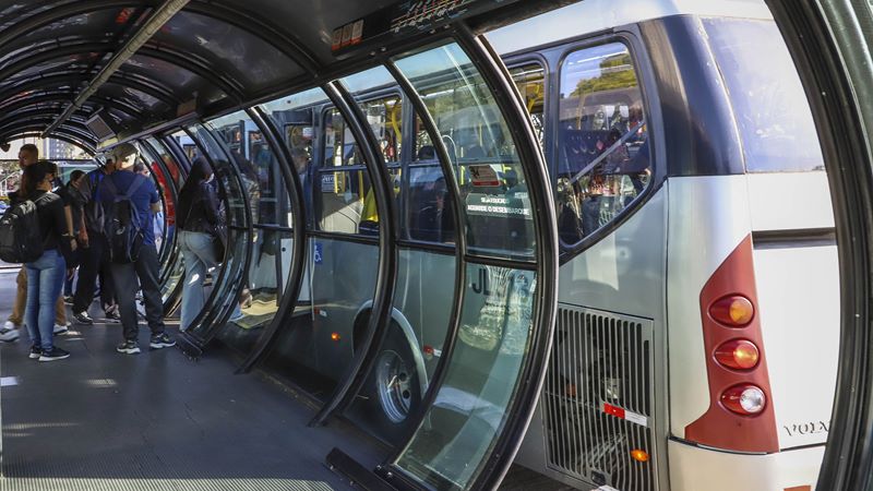 Estação-tubo Mercês sentido Centro/Campina do Siqueira será reativada nesta quinta-feira. Foto: Hully Paiva/SECOM