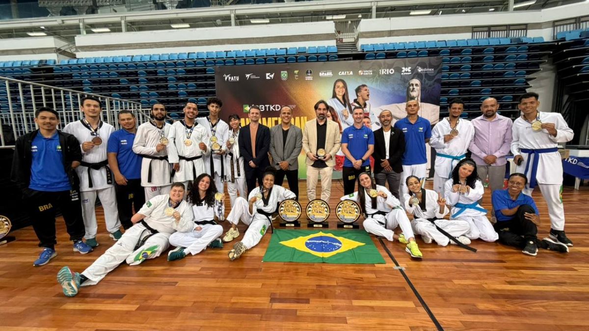 Atletas incentivados por Curitiba conquistam títulos e pódios no Brasil e exterior 1 Entre os destaques esteve Rodrigo Ferla beneficiario do Incentivo ao Esporte eleito pela terceira vez o melhor tecnico pan americano de parataekwondo