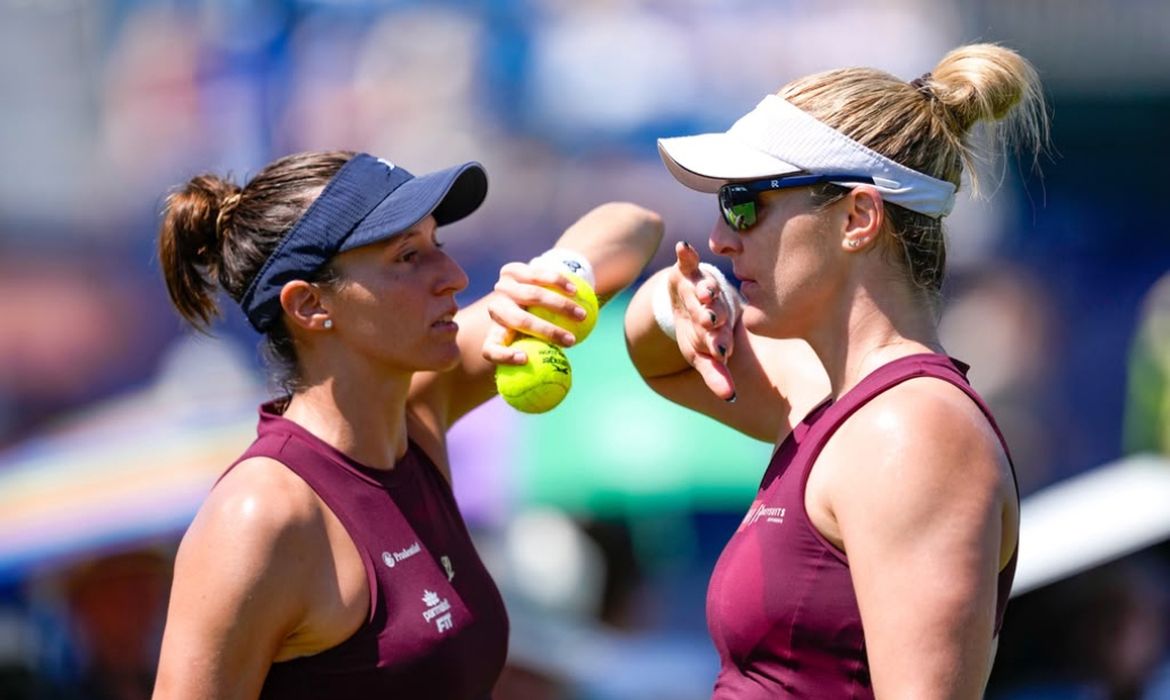 Luisa Stefani vence na estreia e segue viva em Wimbledon 2 Luisa Stefani vence na estreia e segue viva em Wimbledon